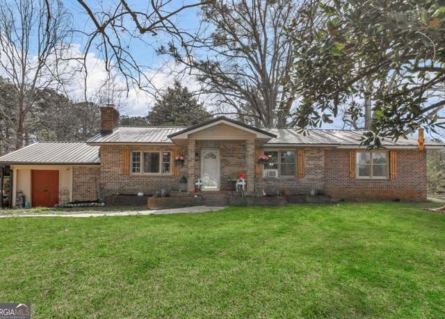 Property at 100 Cross Plains Hulett Rd, Carrollton, GA 30116, 3 beds, 2 baths