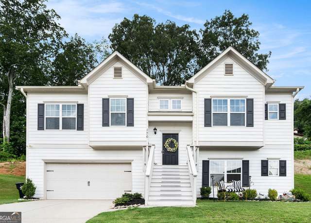 Property at 176 Malbone St SW, Cartersville, GA 30120, 3 beds, 2 baths