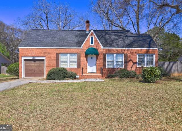 Property at 143 Swint Rd, Griffin, GA 30224, 2 beds, 1.5 baths