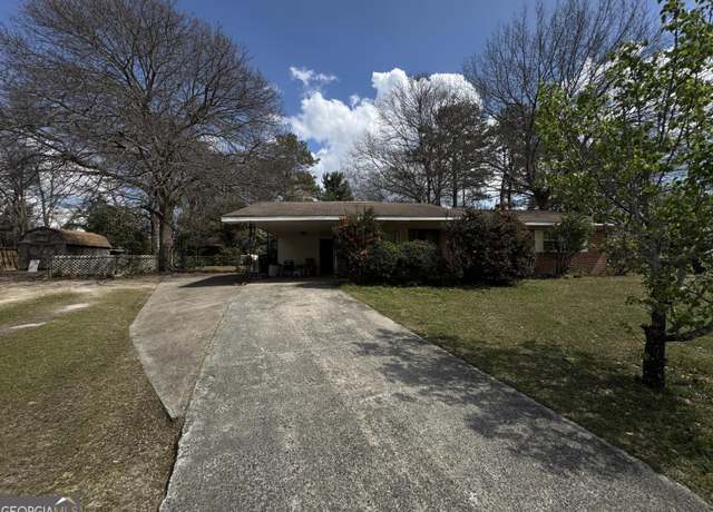 Property at 114 Hope Pl, Warner Robins, GA 31088, 3 beds, 2 baths