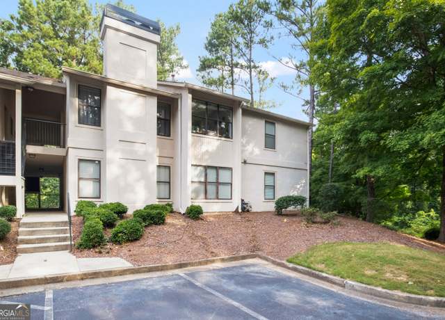 Property at 1312 Old Hammond Chase, Sandy Springs, GA 30350, 2 beds, 2 baths