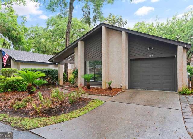 Property at 107 Linkside Dr, St. Simons, GA 31522, 3 beds