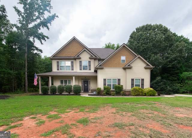Property at 131 Cedar Ridge Dr, Lagrange, GA 30241, 4 beds, 3 baths