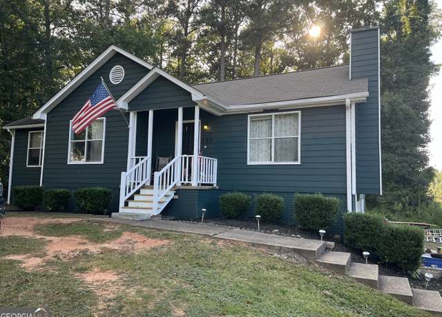 Property at 150 Doe Run Ct, Sharpsburg, GA 30277, 3 beds, 2 baths