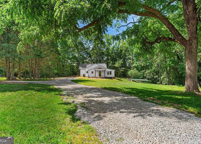 Property at 182 Cherry Rose Ln, Hartwell, GA 30643, 3 beds, 2 baths