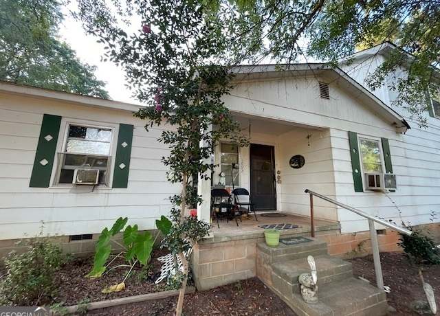Property at 1097 Kathwood Drive Ext, Elberton, GA 30635, 3 beds, 2 baths