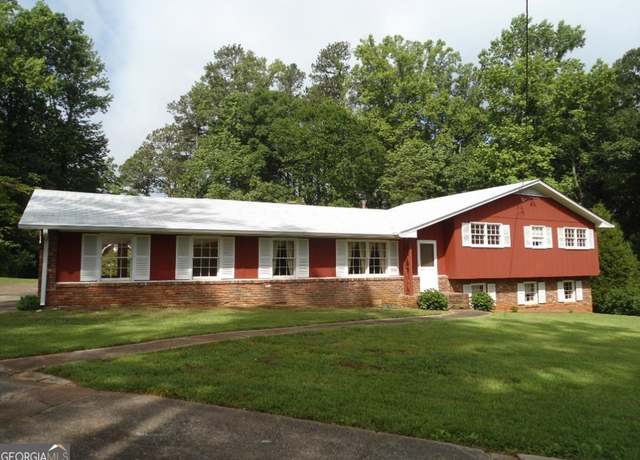 Property at 5875 Highway 92, Fairburn, GA 30213, 5 beds, 4 baths