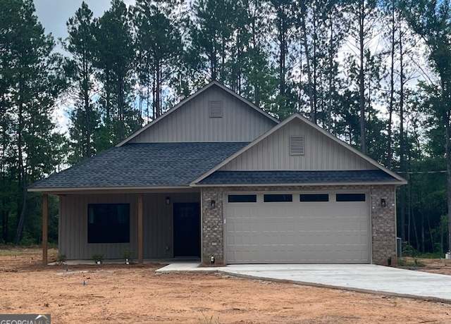 Property at 645-D W Hwy 22, Milledgeville, GA 31061, 3 beds, 2 baths