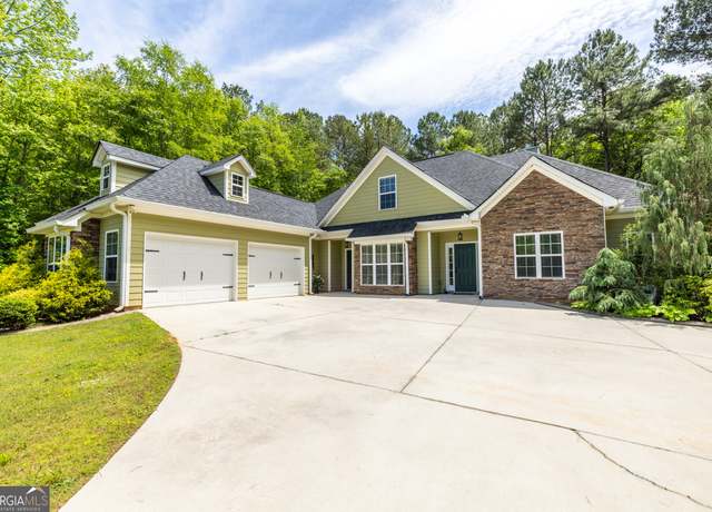 Property at 192 Ridgeview Dr, Newnan, GA 30263, 4 beds, 3.5 baths