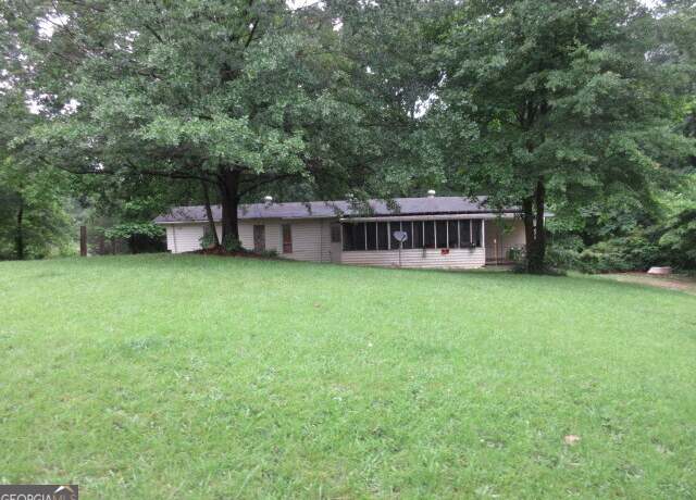 Property at 125 Highland Cir, Stockbridge, GA 30281, 2 beds, 2 baths