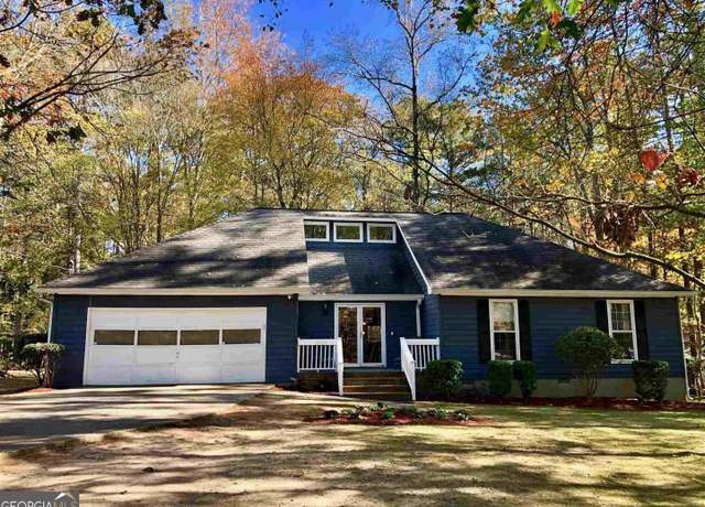 Property at 9806 Dixon Industrial Blvd, Jonesboro, GA 30236, 3 beds, 2 baths