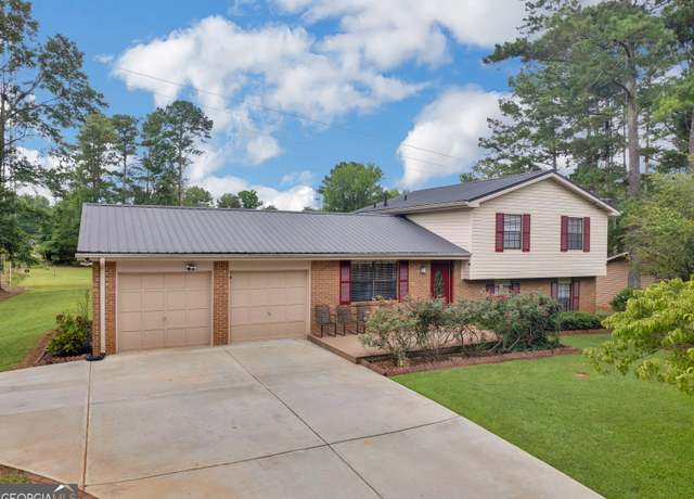 Property at 917 Curry Cir SE, Conyers, GA 30094, 4 beds, 2.5 baths