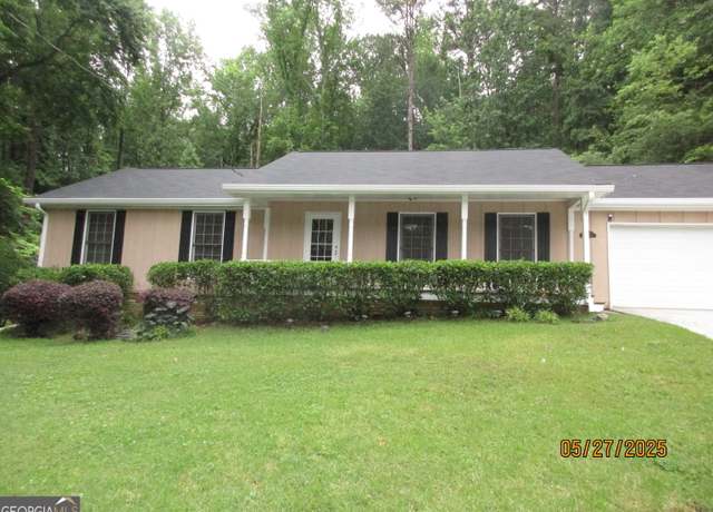 Property at 5848 Navarre Ct, Stone Mountain, GA 30087, 3 beds, 2 baths