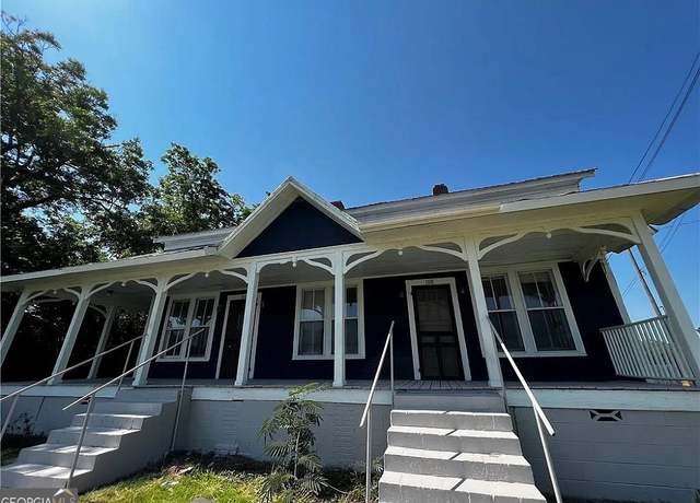 Property at 110 A-c Bulloch St, Statesboro, GA 30460, 4 beds, 3 baths