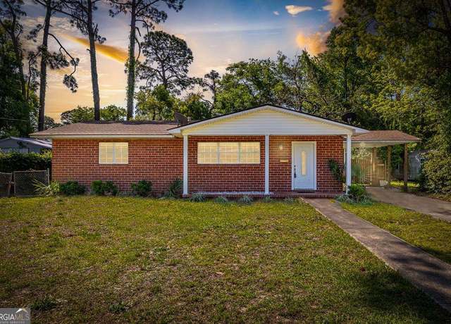 Property at 2112 Egret St, Brunswick, GA 31520, 3 beds, 2 baths