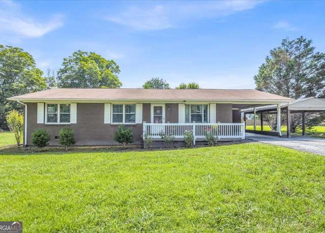 Property at 129 Green Meadow Ln NE, Calhoun, GA 30701, 3 beds, 2 baths