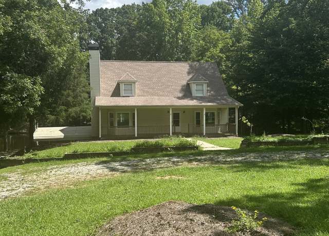 Property at 1845 Smokey Rd, Newnan, GA 30263, 3 beds, 2.5 baths