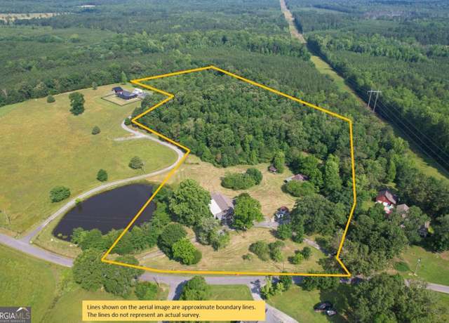 Property at 221 Dry Creek Rd NW, Adairsville, GA 30103, 2 beds, 2 baths