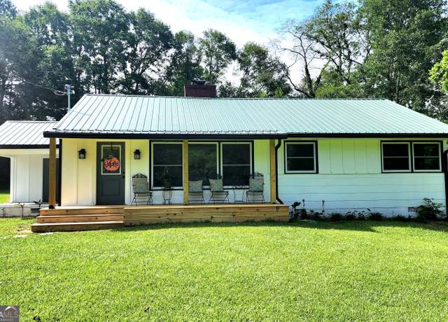 Property at 360 Sunset Cir, Forsyth, GA 31029, 2 beds, 1 bath