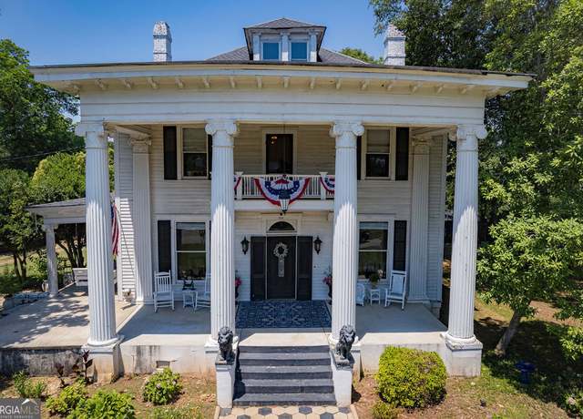 Property at 206 Park Ave, Lagrange, GA 30240, 6 beds, 4 baths