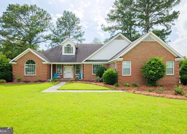 Property at 3798 Bermuda Run Dr, Valdosta, GA 31605, 3 beds, 3 baths