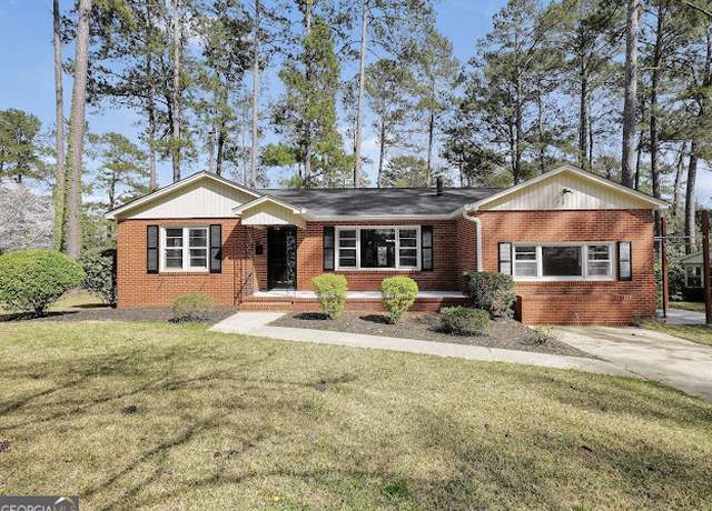 Property at 789 Pinewood Dr, Macon, GA 31204, 5 beds, 4 baths