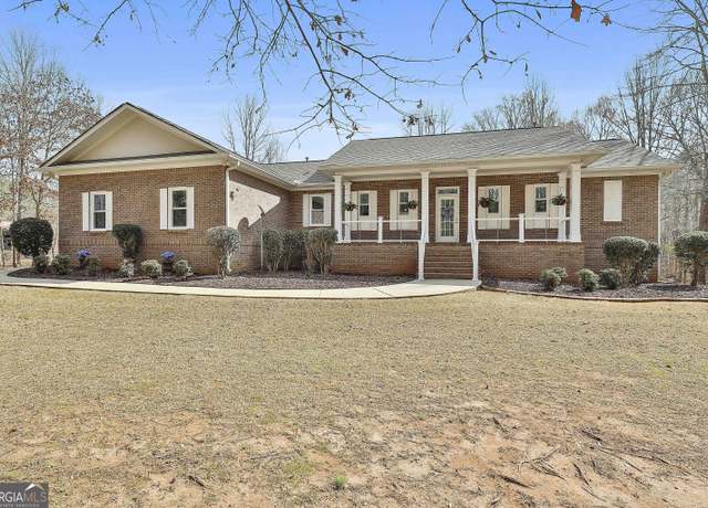 Property at 334 Whispering Pines Trl, Senoia, GA 30276, 3 beds, 3 baths