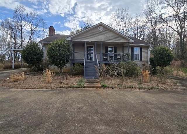 Property at 100 Riverside, Valley, AL 36854, 3 beds, 2 baths