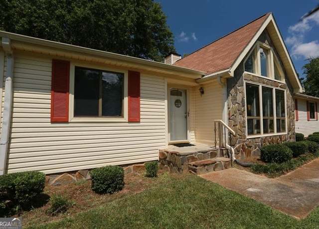 Property at 190 Sweet Bay Ln, Carrollton, GA 30116, 3 beds, 2 baths