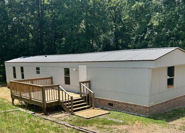 Property at 150 Cherrywood Trl, Cleveland, GA 30528, 2 beds, 2 baths