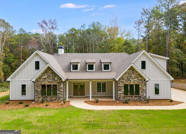 Property at 831 Banks Cir, Carrollton, GA 30116, 4 beds, 3.5 baths