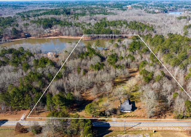 Property at 447 Lester Rd, Fayetteville, GA 30215