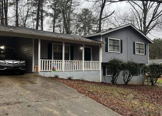 Property at 9055 Kelly Ct, Jonesboro, GA 30236, 4 beds, 2 baths