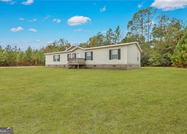 Property at 293 Cutters Gap SE, Ludowici, GA 31316, 5 beds, 3 baths