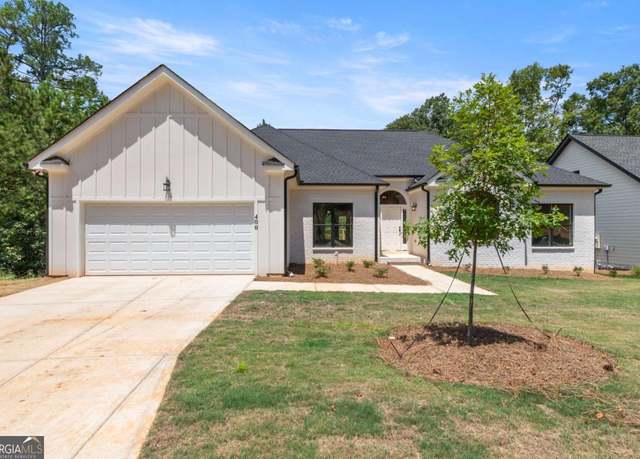 Property at 400 Ansley Dr, Athens, GA 30605, 3 beds, 2 baths