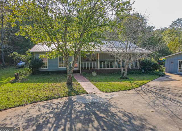 Property at 1104 Farm Rd, Colbert, GA 30628, 2 beds, 2 baths