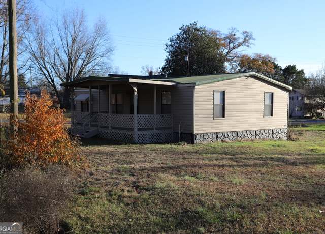 Property at 183 Tennessee Ave, Lyerly, GA 30730, 3 beds, 2 baths