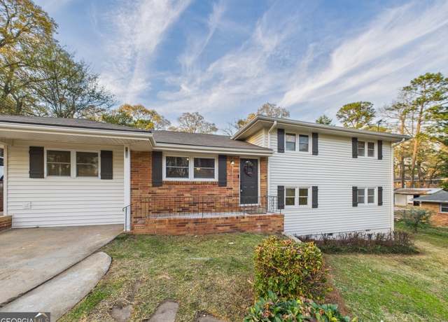 Property at 118 Benton Ave, Warner Robins, GA 31088, 6 beds, 3 baths