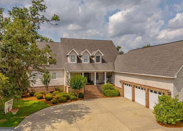Property at 126 Riverwalk Dr, Brunswick, GA 31523, 4 beds, 4 baths