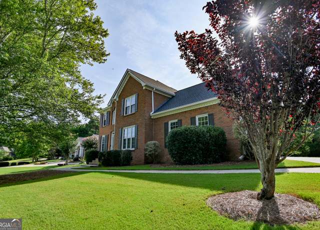 Property at 165 Mcelwaney Way, Fayetteville, GA 30215, 4 beds, 2.5 baths
