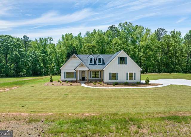 Property at 204 Lake Point Dr, Williamson, GA 30292, 4 beds, 3 baths