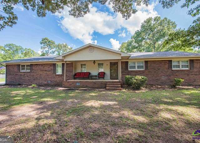 Property at 1004 Oak Rdg, Byron, GA 31008, 3 beds, 3 baths