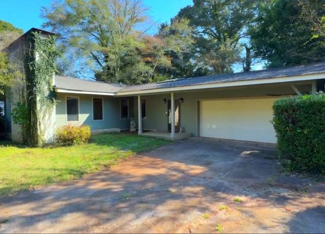 Property at 208 Laramie Rd, Griffin, GA 30224, 3 beds, 2 baths