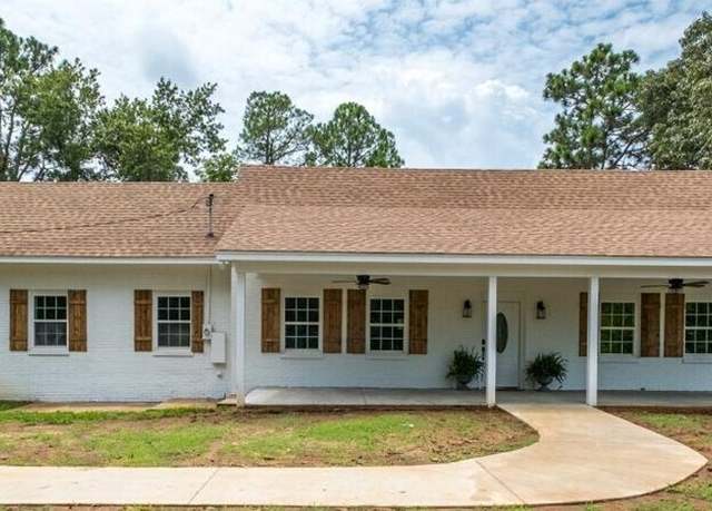 Property at 3912 Masseyville Rd, Macon, GA 31217, 3 beds, 2 baths