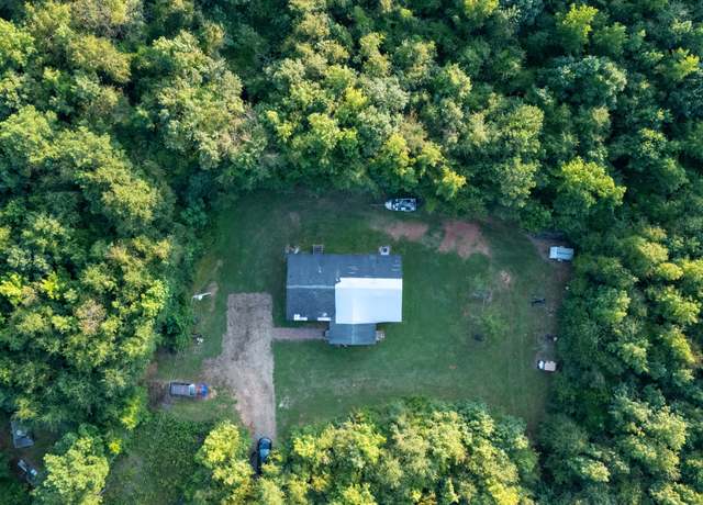 Property at 137 Robertson Rd, Lagrange, GA 30241