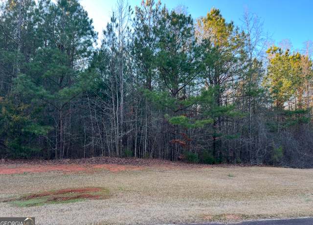 Property at 116 Gardens Dr, Forsyth, GA 31029