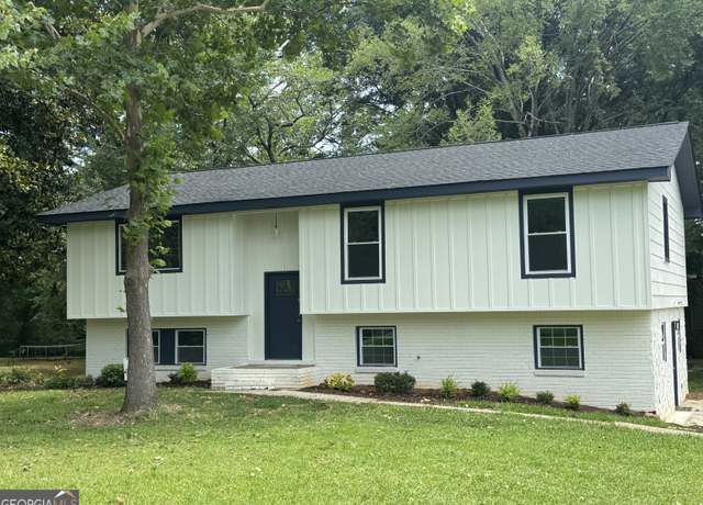 Property at 1608 Bogota Way, Jonesboro, GA 30236, 5 beds, 3 baths