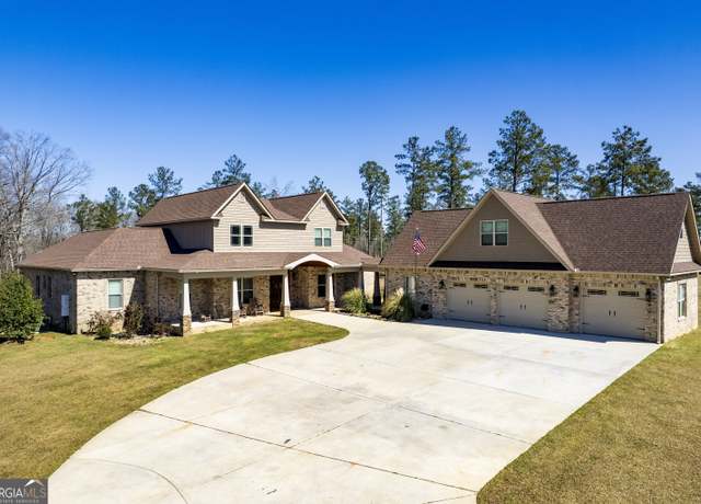 Property at 317 Highway 26, Elko, GA 31025, 4 beds, 3.5 baths