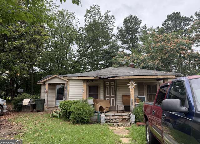 Property at 403 Spruce St, Fort Valley, GA 31030, 3 beds, 1 bath