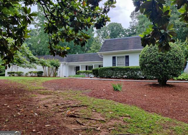 Property at 7640 Ryefield Dr, Sandy Springs, GA 30350, 5 beds, 4.5 baths